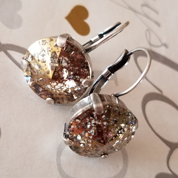 Austrian Crystal Earrings in Antique Silver - Picture 5 of 7